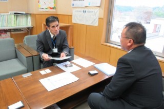 市貝町教育長との懇談