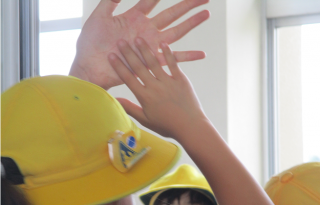 たてばこハイタッチアップ写真（ＨＰ用）