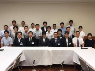 義家弘介議員との集合写真