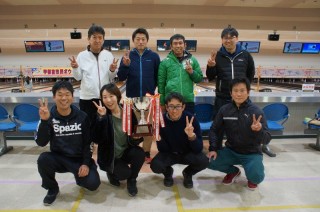 団体優勝に輝いた塩南連協の皆さん